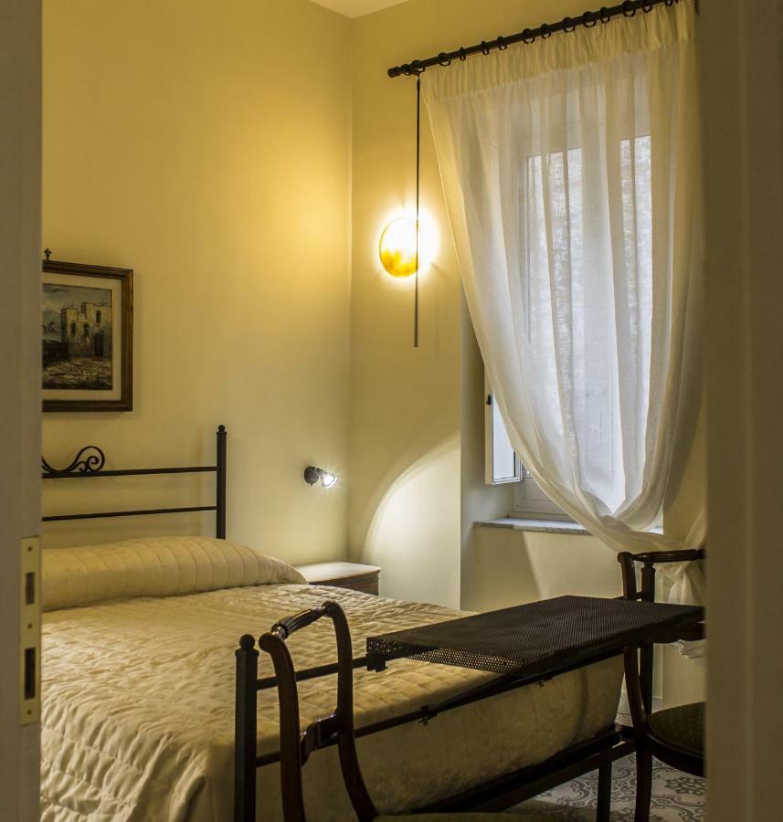 Bed and Breakfast Don Angelo Petito à Naples Extérieur photo