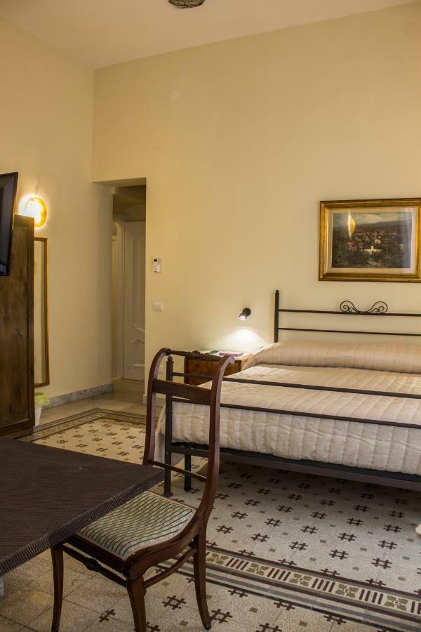 Bed and Breakfast Don Angelo Petito à Naples Extérieur photo